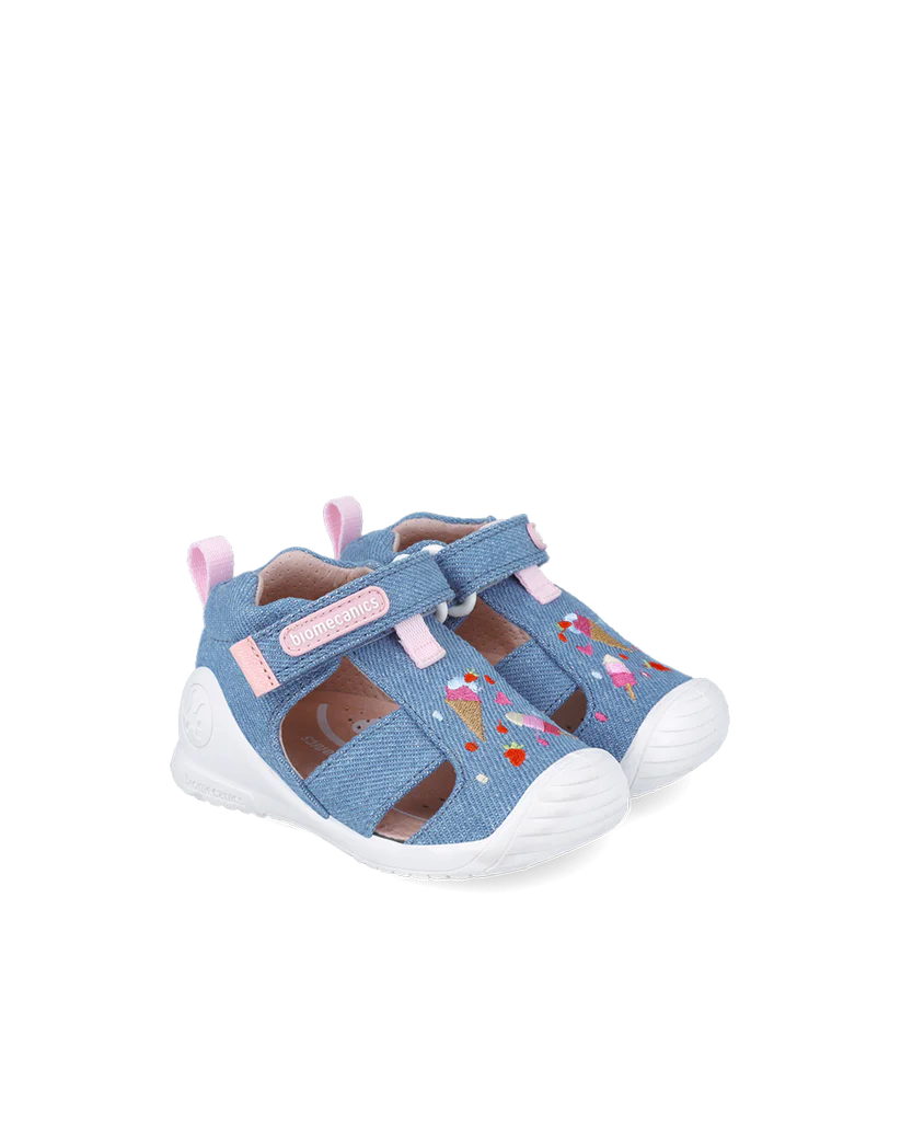 Sandale bébé fille premiers pas en toile Blue Jean – Biomecanics – chaussures ergonomiques – Nanou’s House Maroc