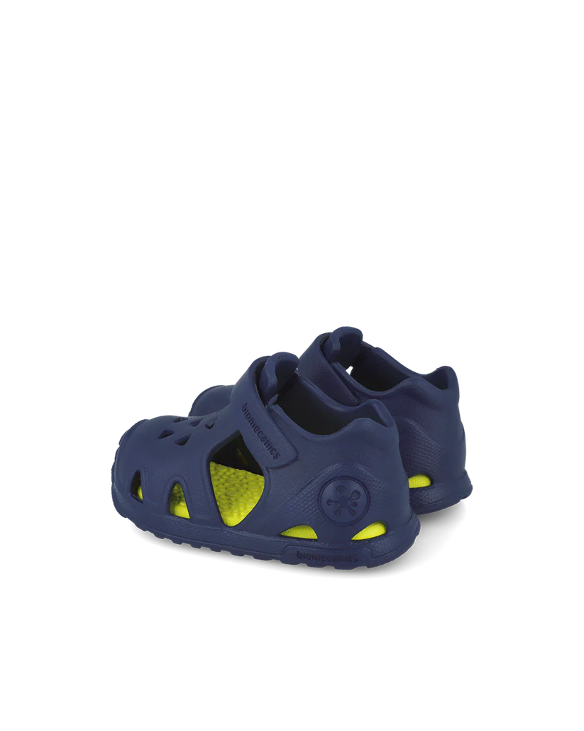 Sandales bébé premiers pas imperméables bleu marine – Biomecanics – chaussures ergonomiques garçon – Nanou’s House Maroc