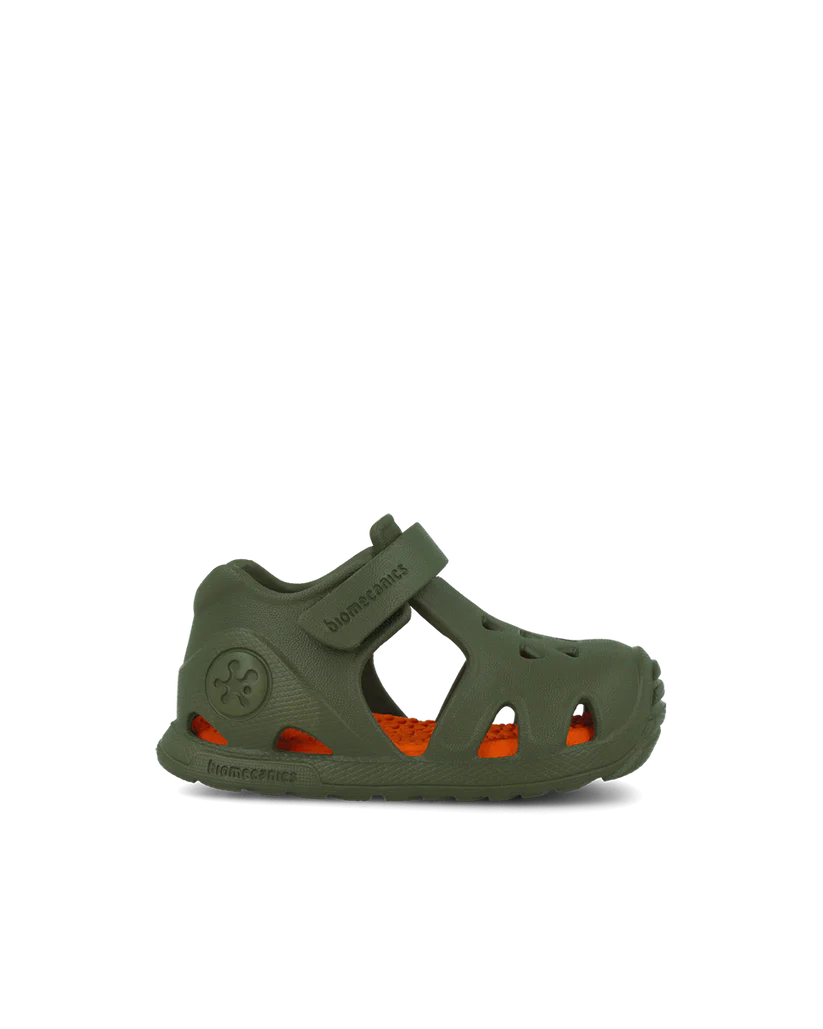 Sandales bébé premiers pas imperméables vert militaire – Biomecanics – chaussures ergonomiques garçon – Nanou’s House Maroc