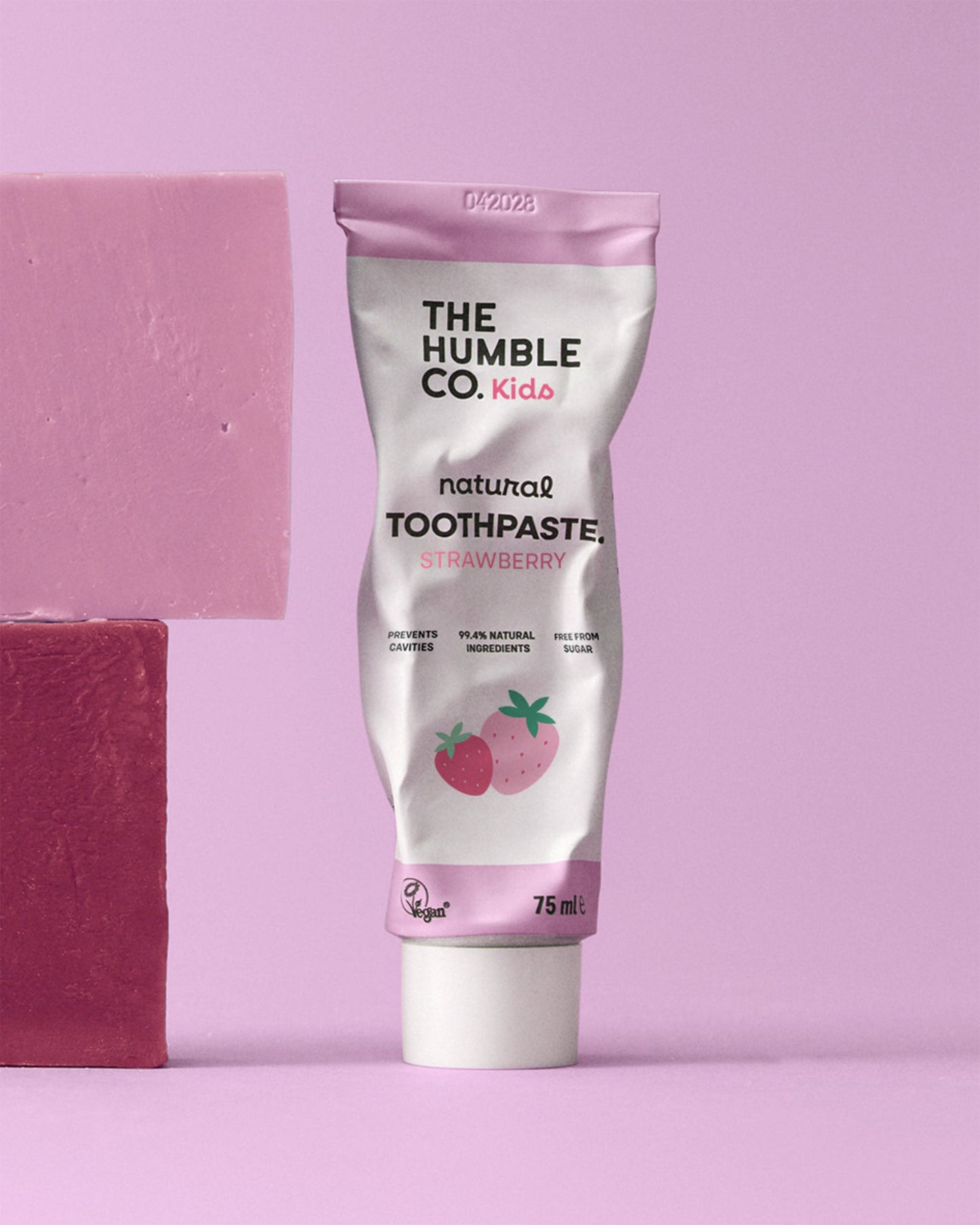 The Humble Co Kids Toothpaste Strawberry 75ml - tube aluminium recyclable