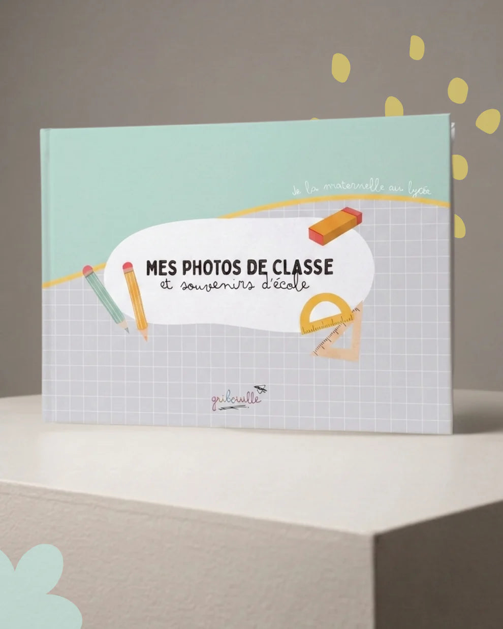 Couverture de l'album photos de classe et souvenirs d'école Gribouille disponible chez Nanou's House.