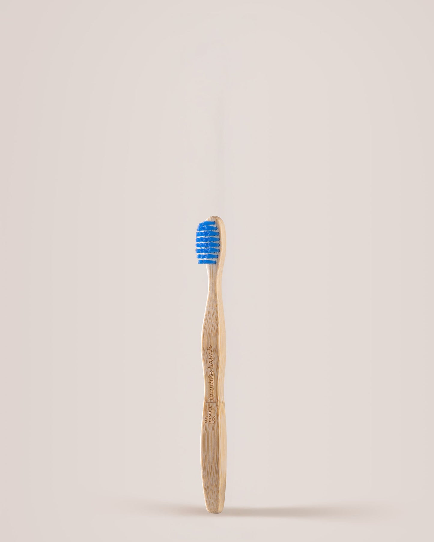 The Humble Co Brosse à Dents Bambou Enfant Ultra Souple Bleu 2-8 ans - Nanou's House Maroc