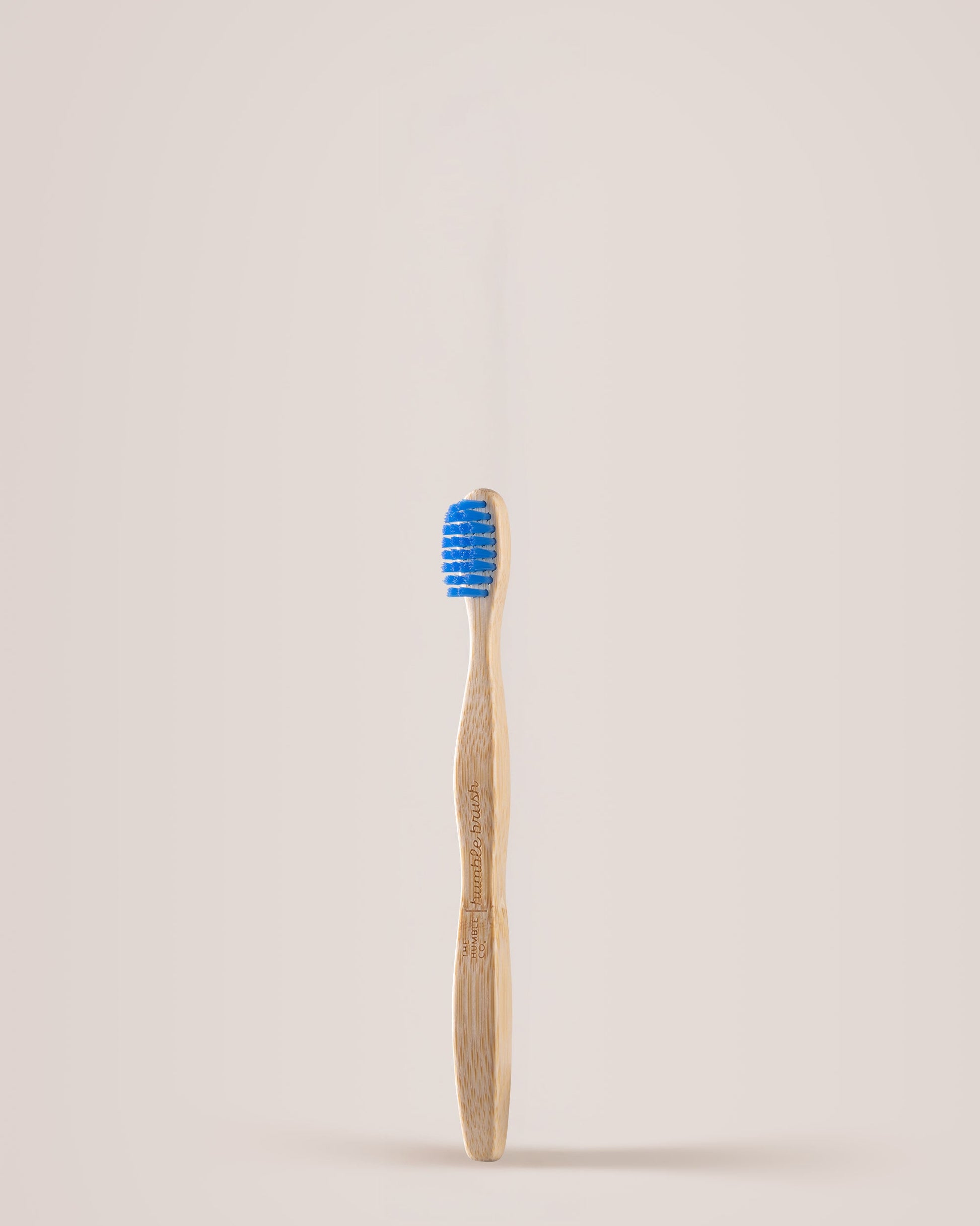 The Humble Co Brosse à Dents Bambou Enfant Ultra Souple Bleu 2-8 ans - Nanou's House Maroc