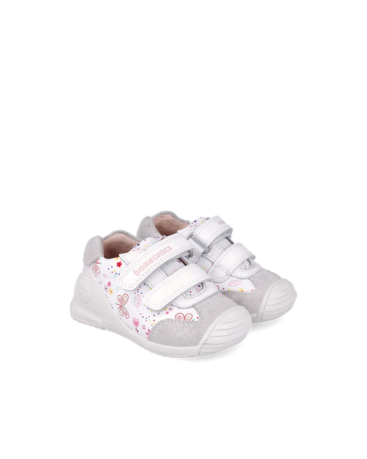 Basket bébé fille premiers pas blanche – Biomecanics – chaussures ergonomiques – Nanou’s House Maroc