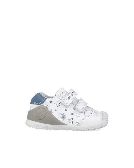 Basket bébé premiers pas blanc étoiles – Biomecanics – chaussures ergonomiques garçon – Nanou’s House Maroc