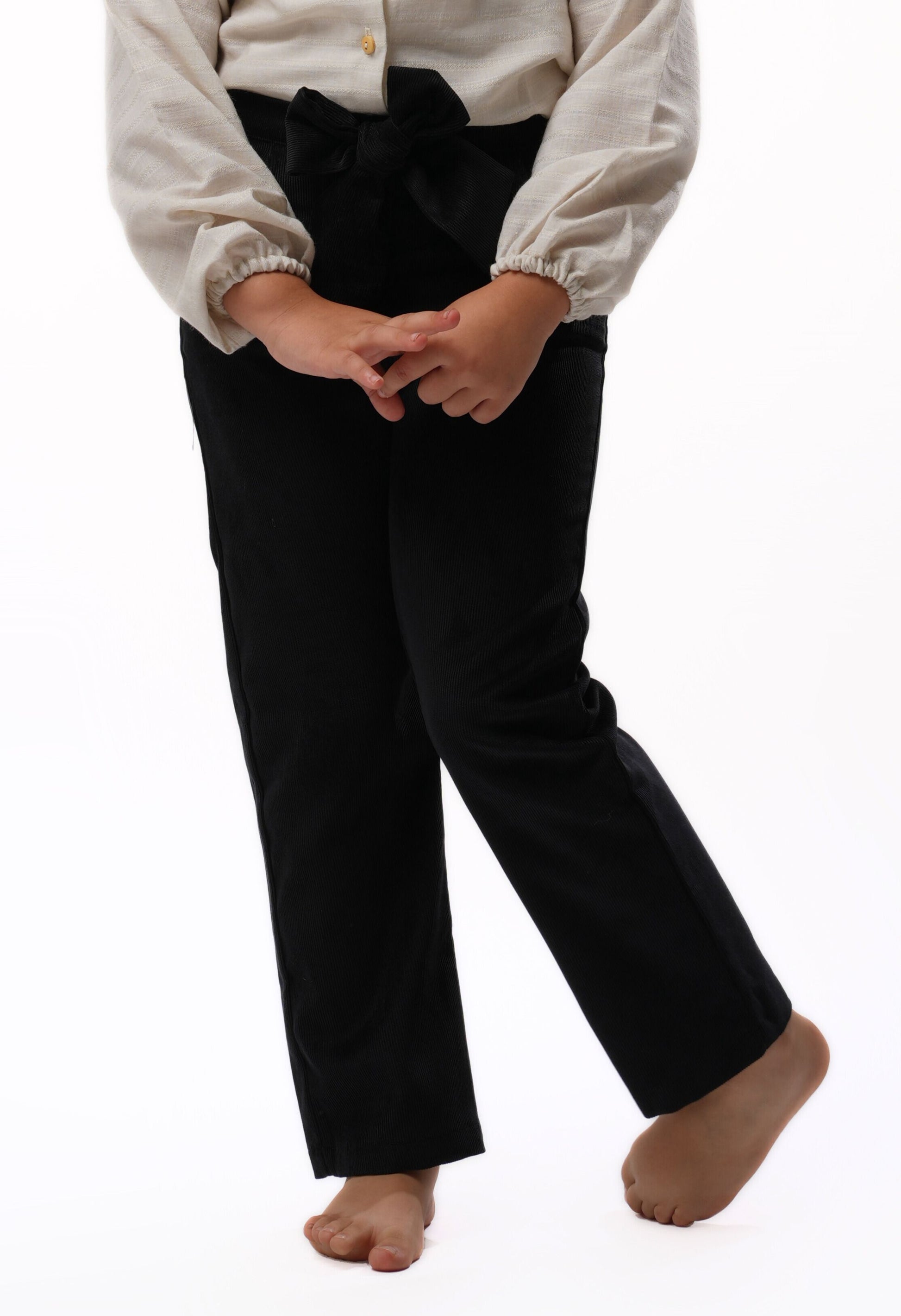 Moon & Loly Pantalon Loly velour noir – Disponible chez Nanou’s House Maroc

