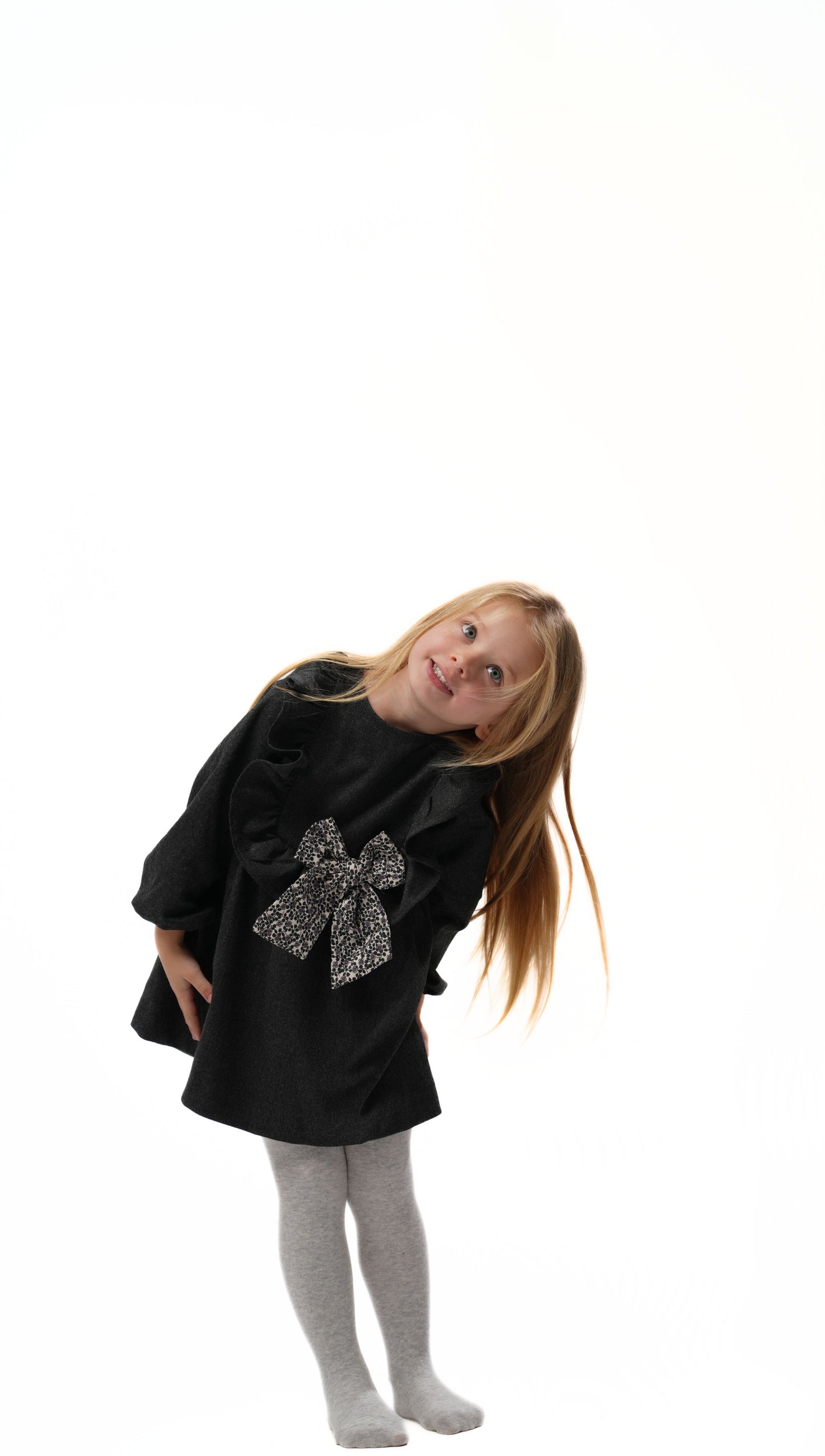 Moon & Loly Robe Loly papillon fleuri gris – Disponible chez Nanou’s House Maroc