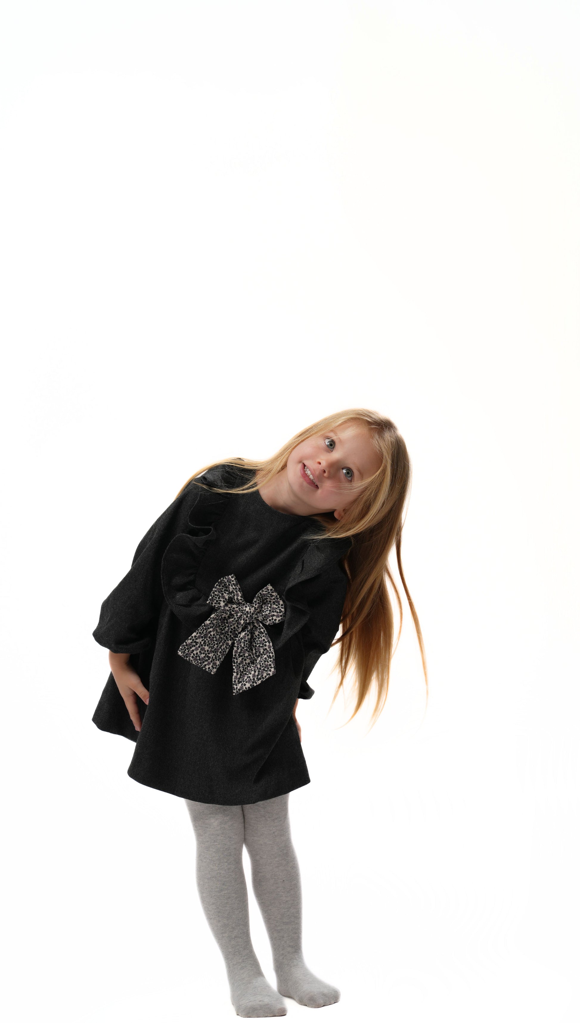 Moon & Loly Robe Loly papillon fleuri gris – Disponible chez Nanou’s House Maroc