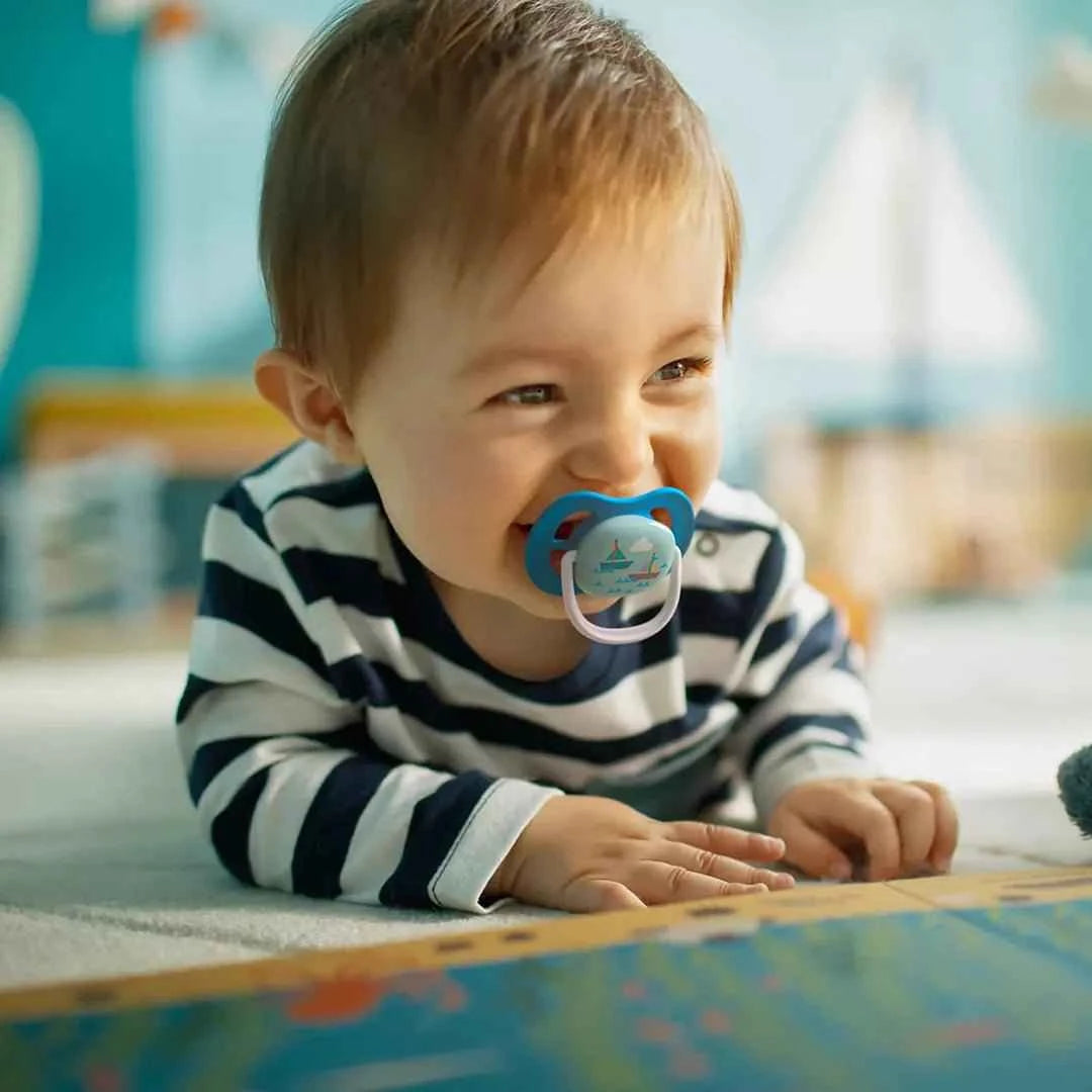 SUCETTE ORTHO 6-18M BOY PAP/BOATB